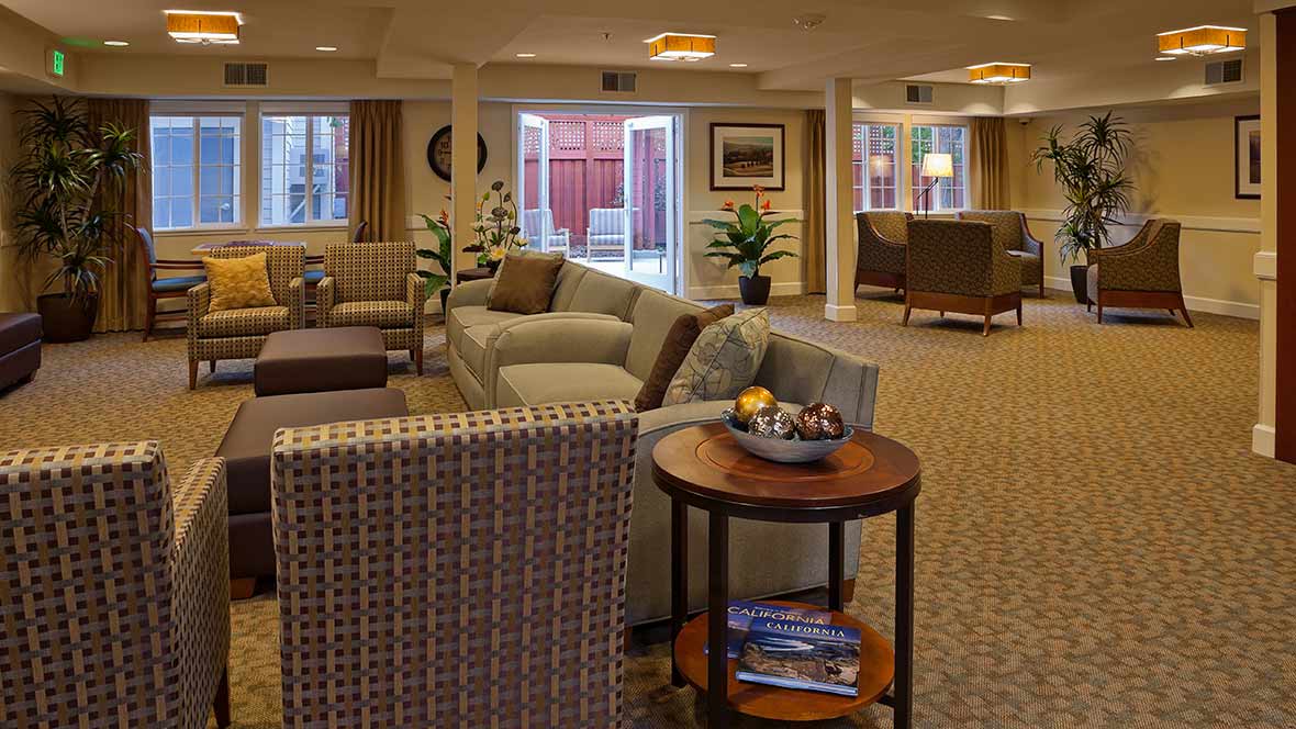 Choosing right assisted living community in Canada