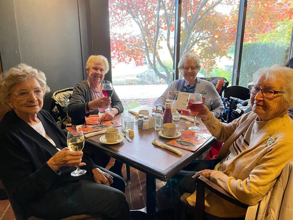 Lunch Outing at River Road Retirement Residence in Niagara Falls